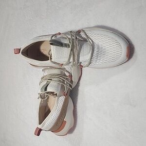 Sorel athletic shoes - Size 9.5 women